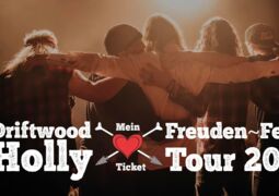 Driftwood Holly "Freuden~Feuer~Tour" 2024